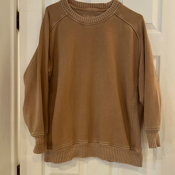 aerie Tops - Light brown aerie over sized sweatshirt